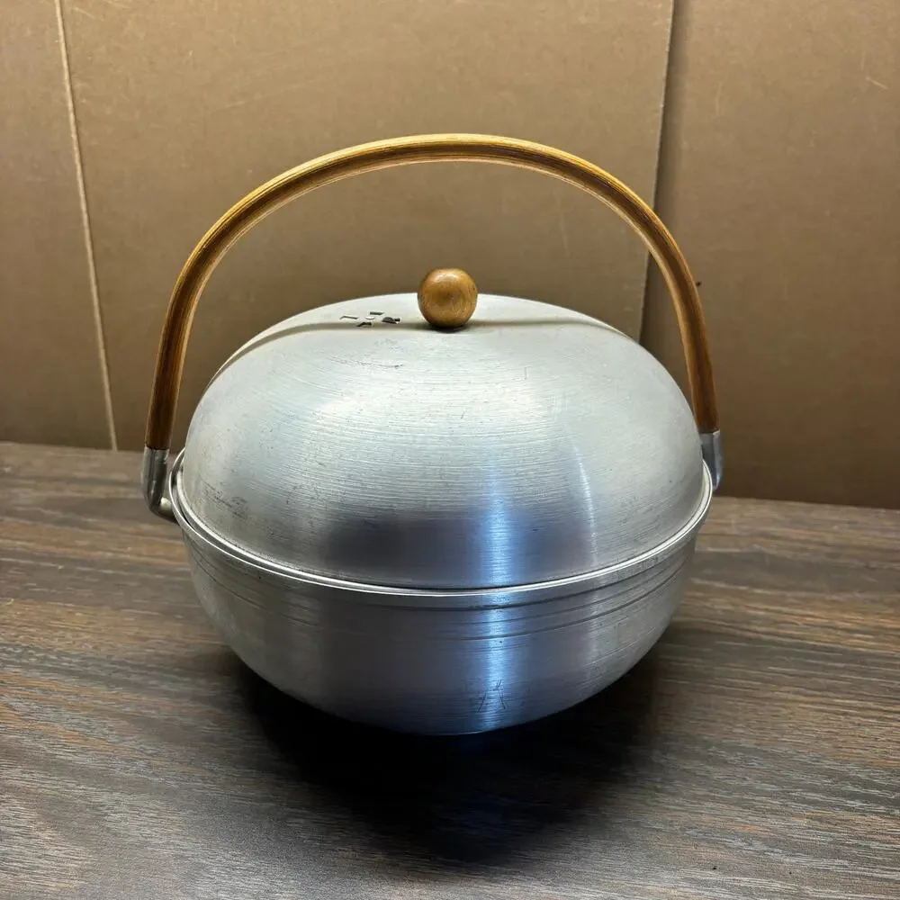 Vintage Mirro Bun Warmer Steamer With Bamboo Handle And Wood Knob